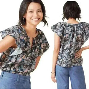 NWT Roan + Ryan Printed Blouse